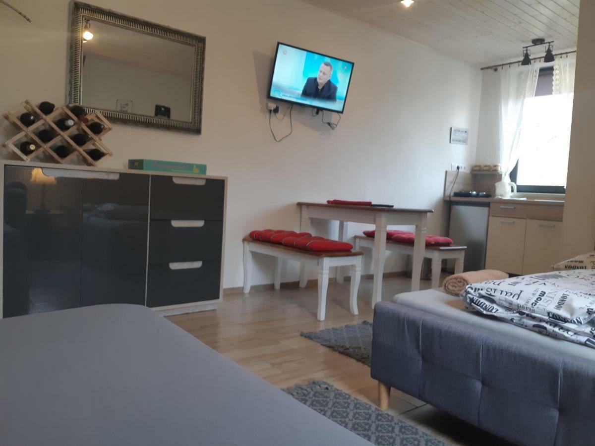 Appartement Pod Horou à Stiavnicke Bane Extérieur photo
